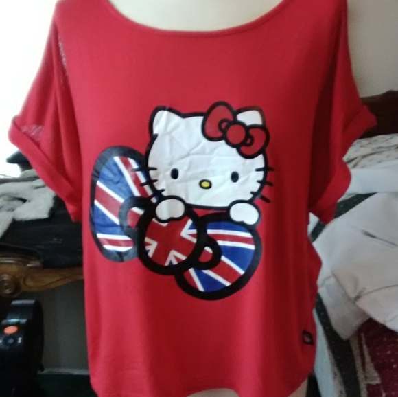 Hello Kitty Tops - Hello Kitty T-shirt